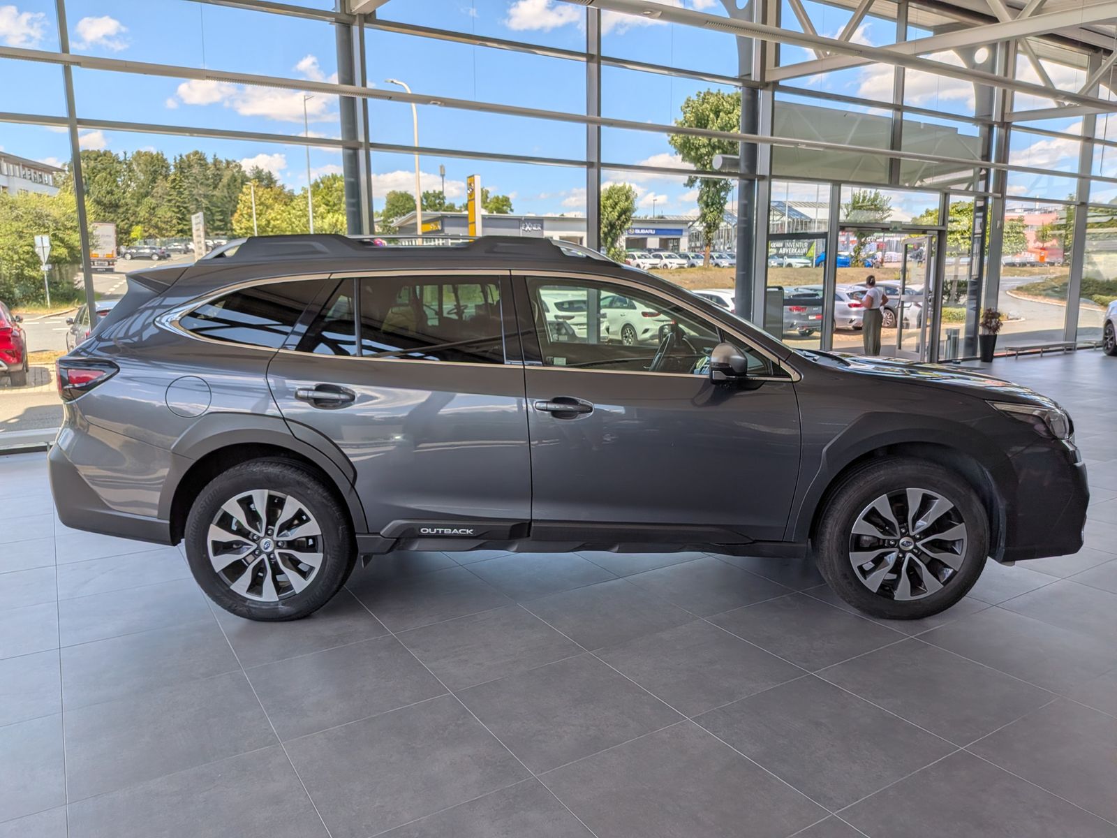 Fahrzeugabbildung Subaru Outback 2.5i Platinum EyeSight AWD LED CAM LEDER
