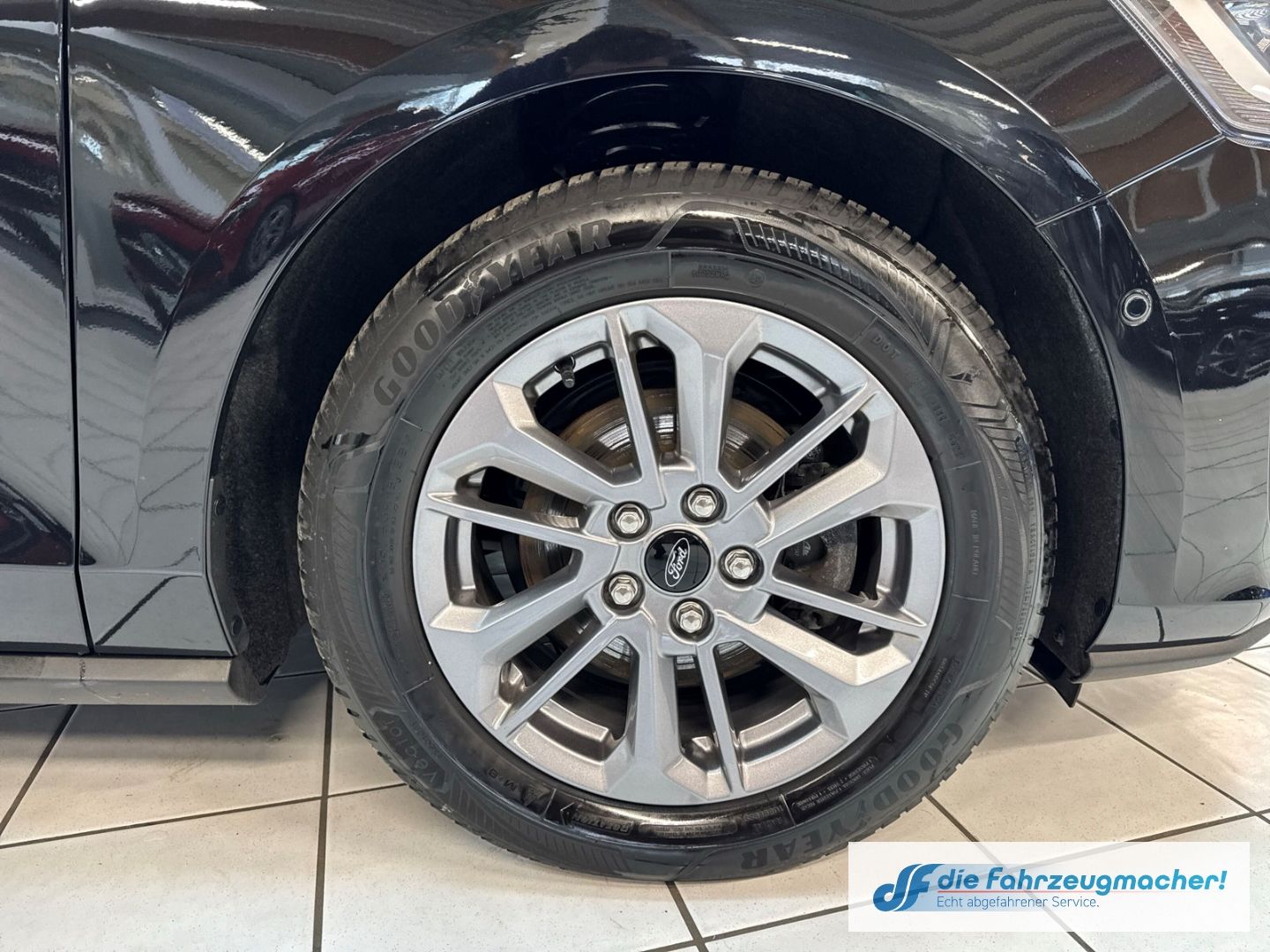 Fahrzeugabbildung Ford Focus Turnier Titanium X Navi Digitales Cockpit