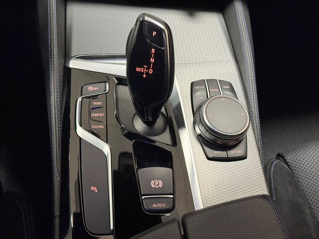 BMW 530 d M Sport /Headup/Shadowline/AHK BMW 530 d M Sport /Headup/Shadowline/AHK