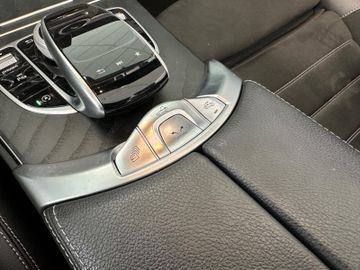 Fahrzeugabbildung Mercedes-Benz C 250 CGI Cabrio AMG*Totwinkel*LED*Diamant-Grill