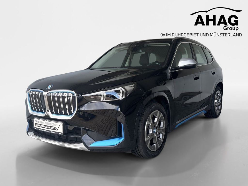 Image of BMW iX1