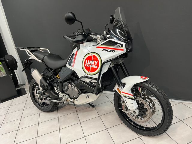 Ducati Desert X Lucky Explorer mit CLS-Kettenöler