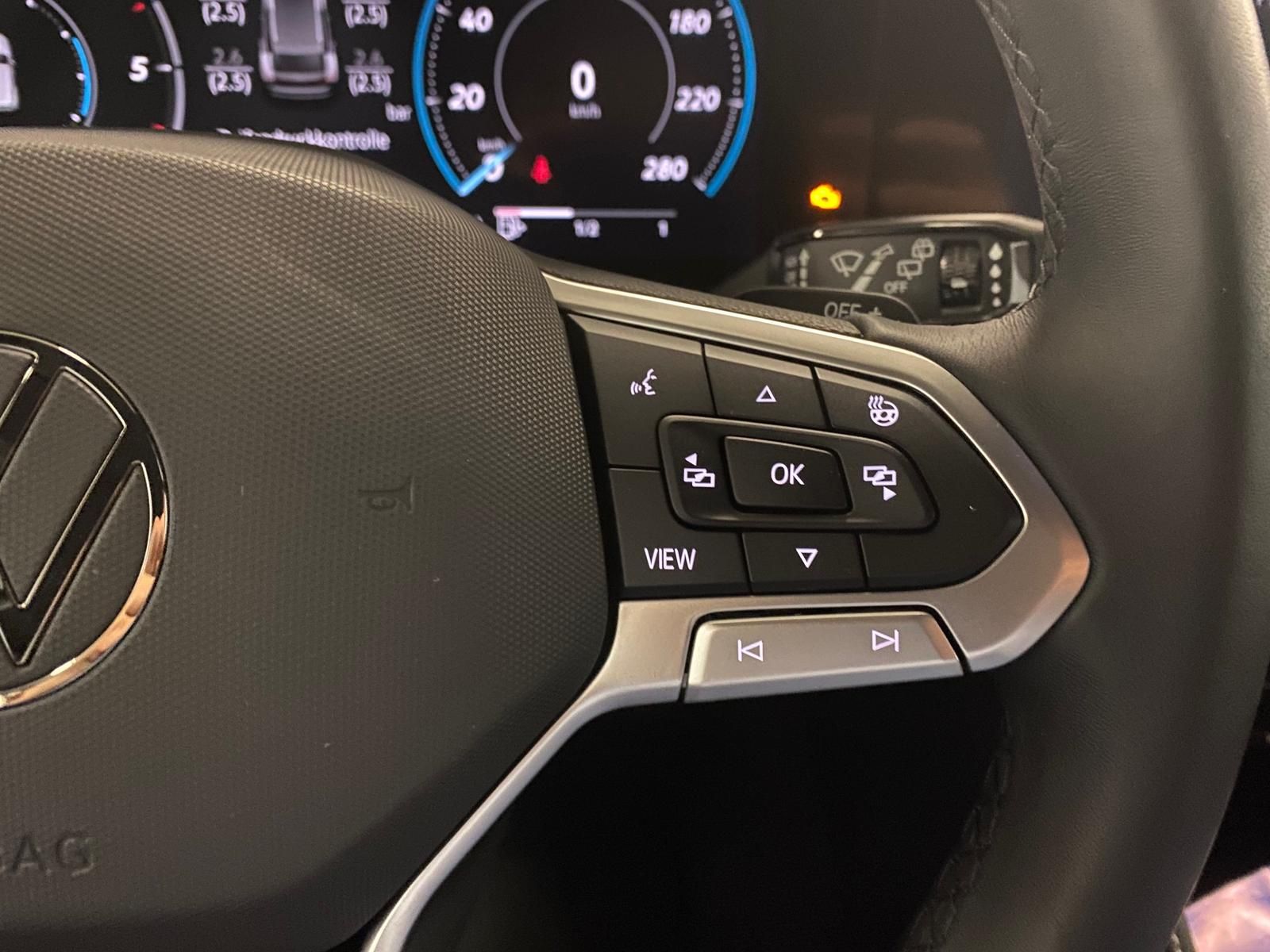 Fahrzeugabbildung Volkswagen Touareg 3.0 V6 TDI 4Motion Elegance+AHK