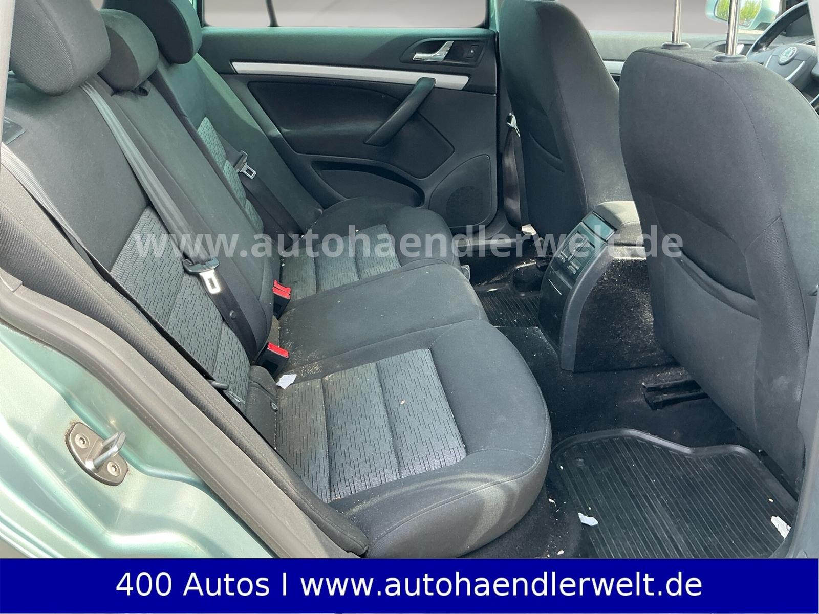 Skoda Octavia 2010 — photo 12