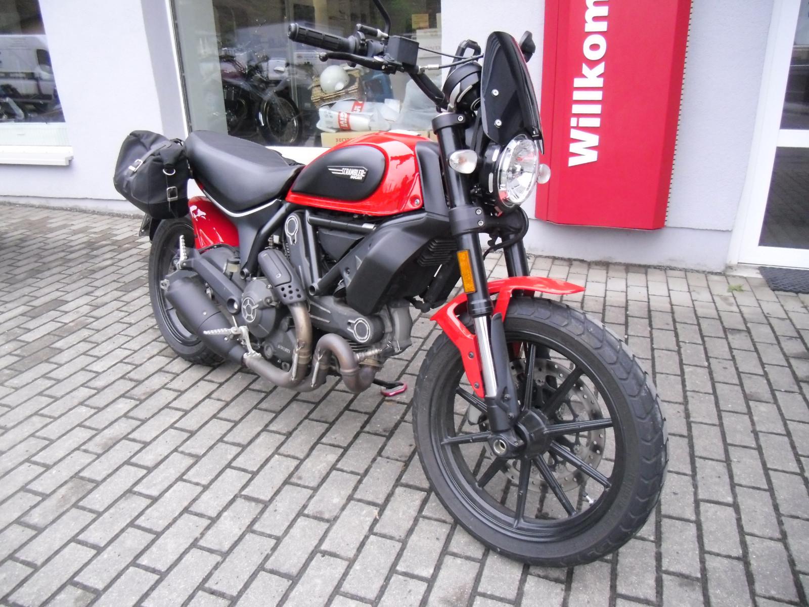 Ducati Scrambler 800 Icon