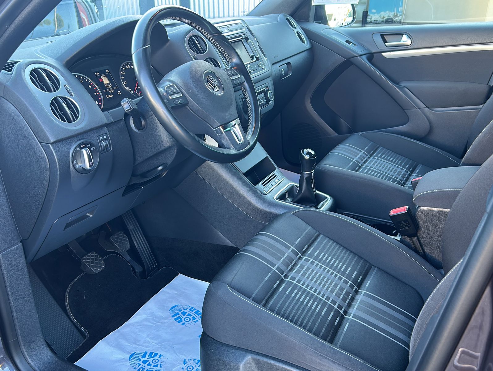 Fahrzeugabbildung Volkswagen Tiguan Lounge Sport & Style