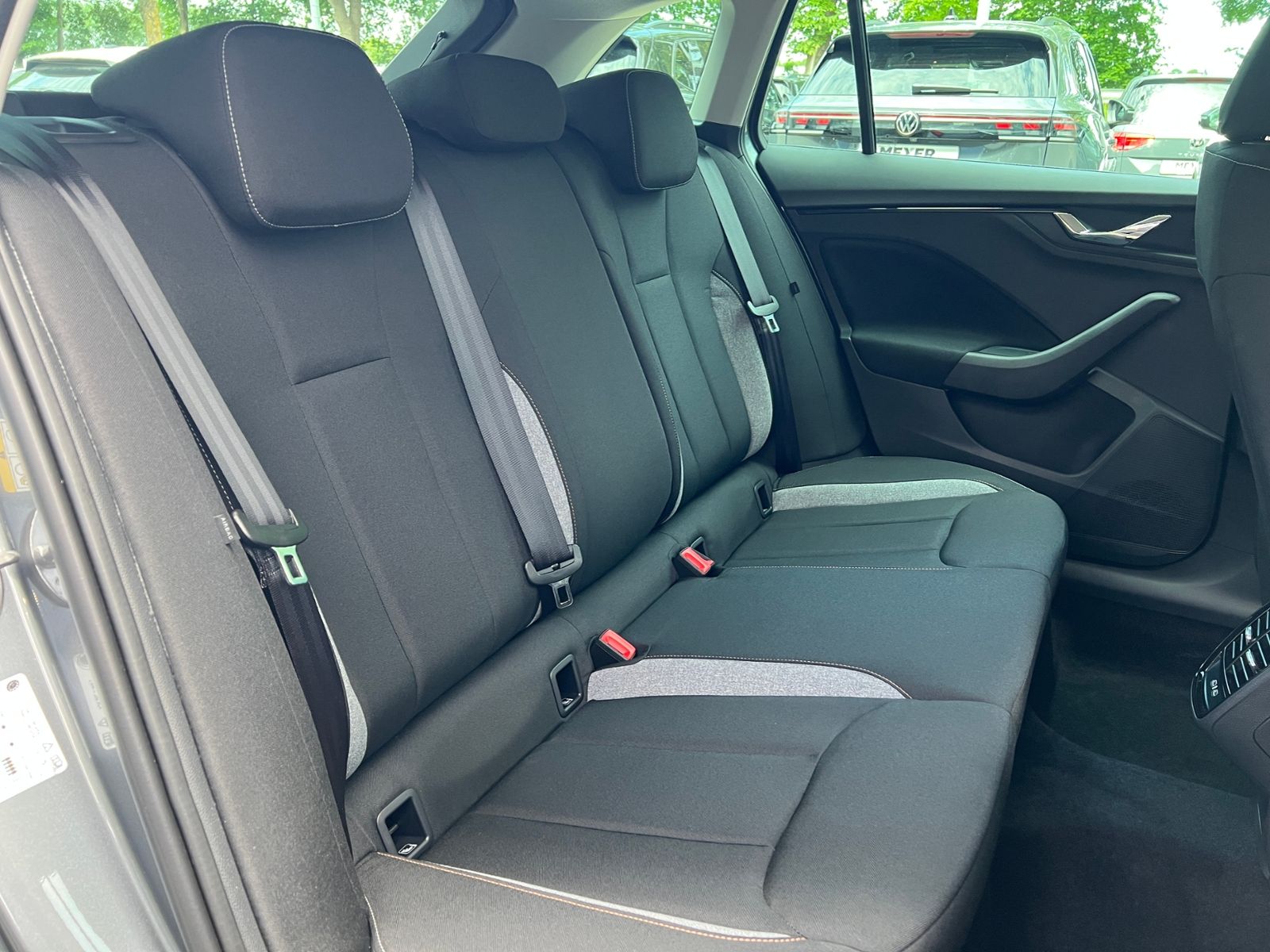 Fahrzeugabbildung SKODA Scala Selection 1.0 TSI DSG *AHK, LED, ACC, Kame