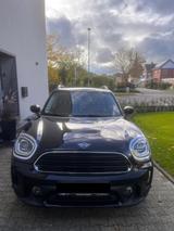 MINI Cooper D Countryman Cooper D ALL4 AT MINI Yo... - schwarze MINI Cooper D Countryman