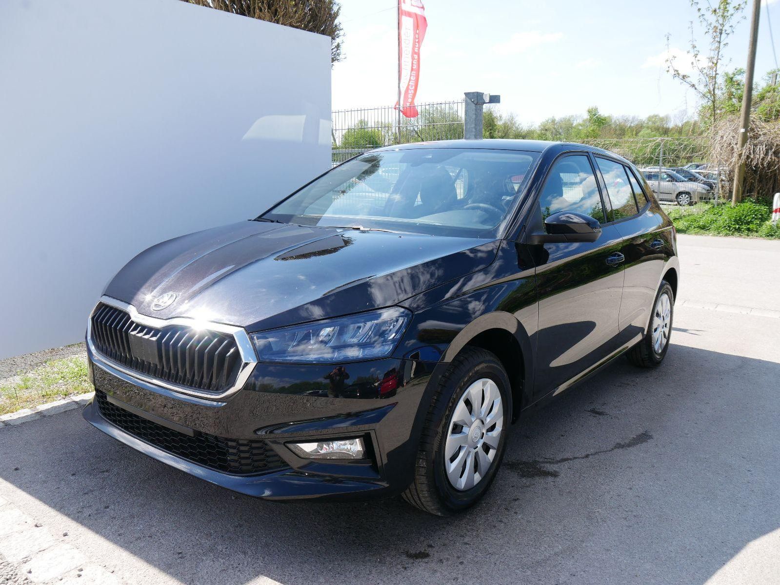 Skoda Fabia Selection 1.0 TSI DSG*NAVI-ÜBER-SMARTLINK* imagem 2