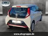 Toyota Aygo 1.0 x-play 5-Türer Black n White 5-Gang-Sch - Toyota Gebrauchtwagen in Chemnitz