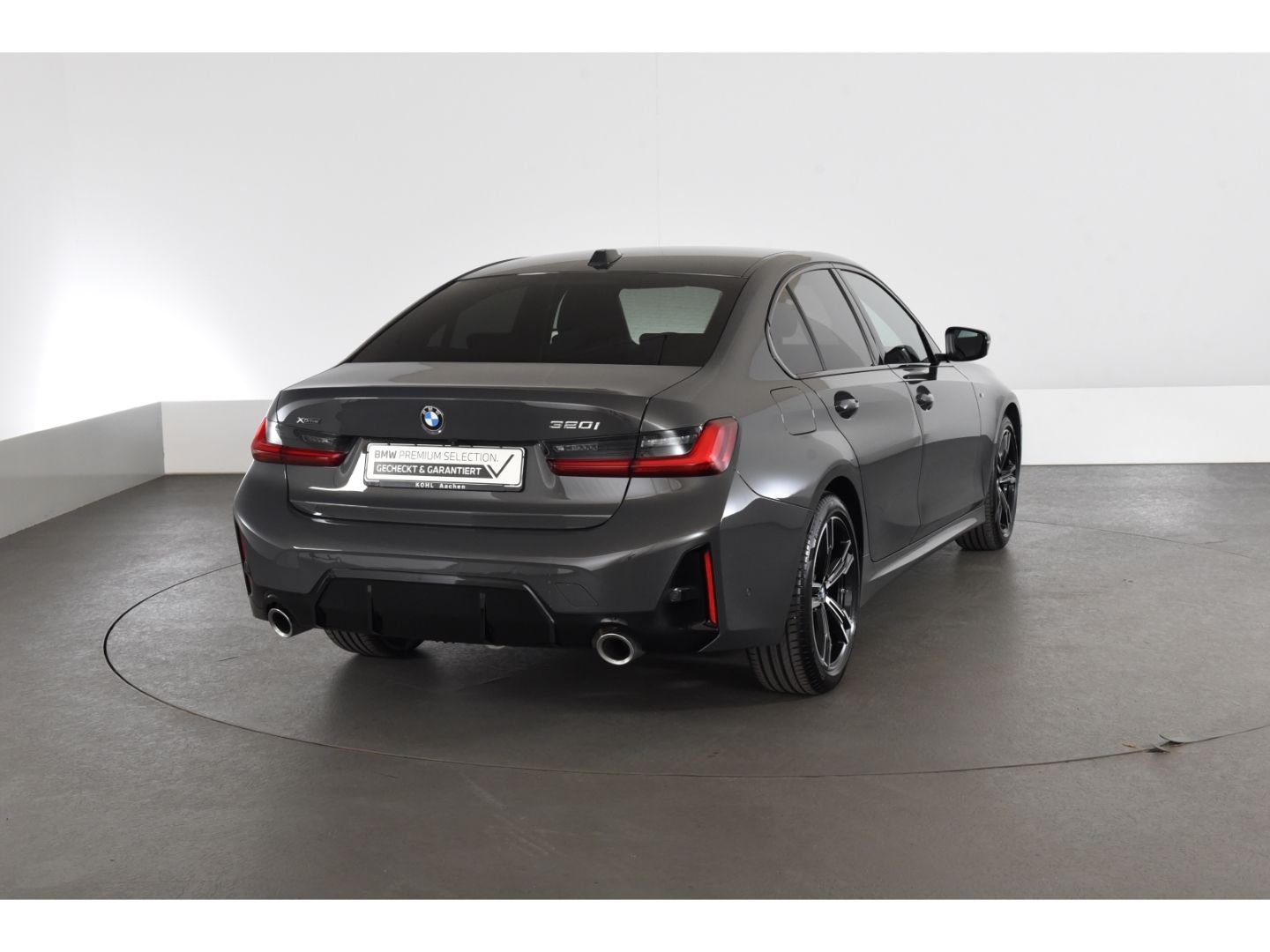 BMW 320 i xDrive Limousine M Sport Anhängerkupplung foto 3