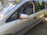 Opel Zafira 2.2 16V Selection Executive Selection LPG - Opel Zafira: Selection Executive