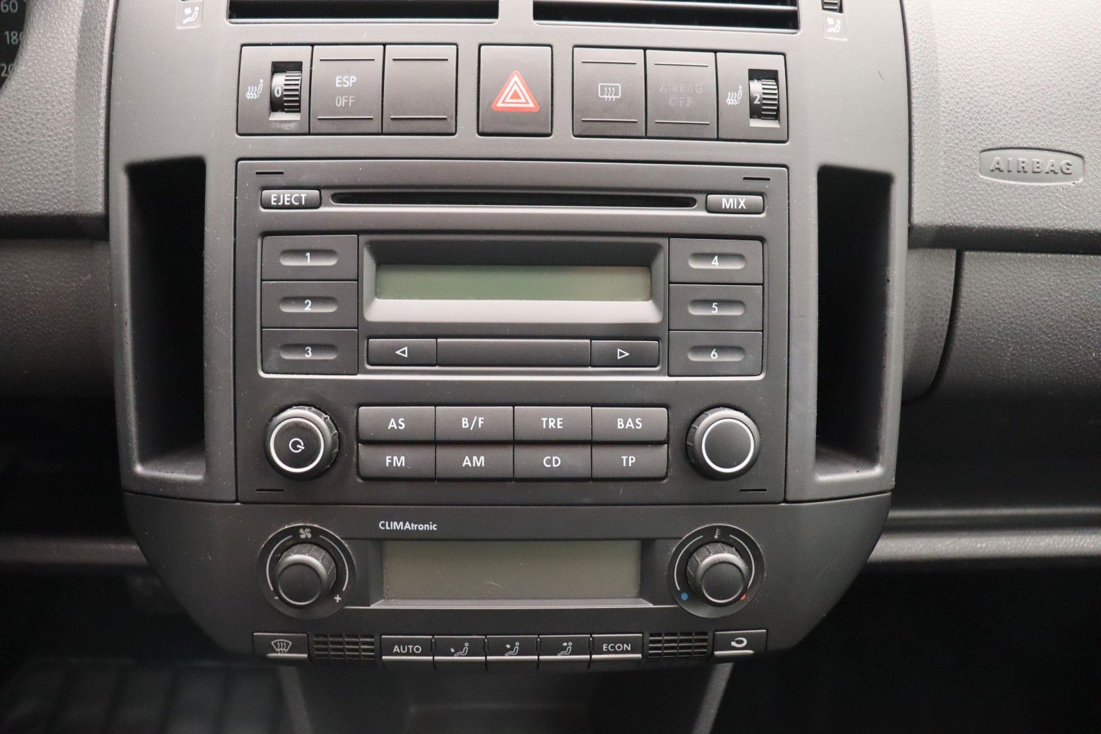 Fahrzeugabbildung Volkswagen Polo IV 1.4 Tour AUTOMATIK AHK KLIMA SHZ