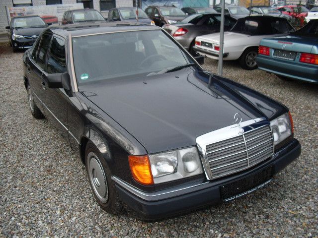 Mercedes-Benz 230E  W 124   H-Kennzeichen