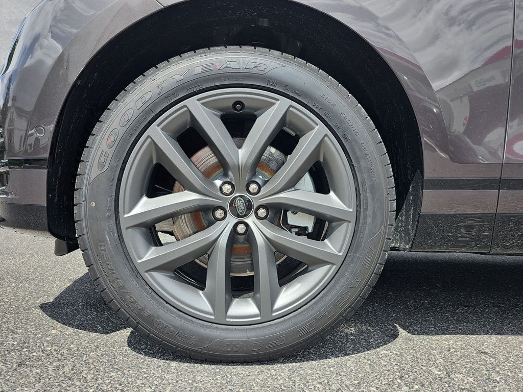 Land Rover Range Rover Velar D200 Dynamic SE ab 665,- LEASI