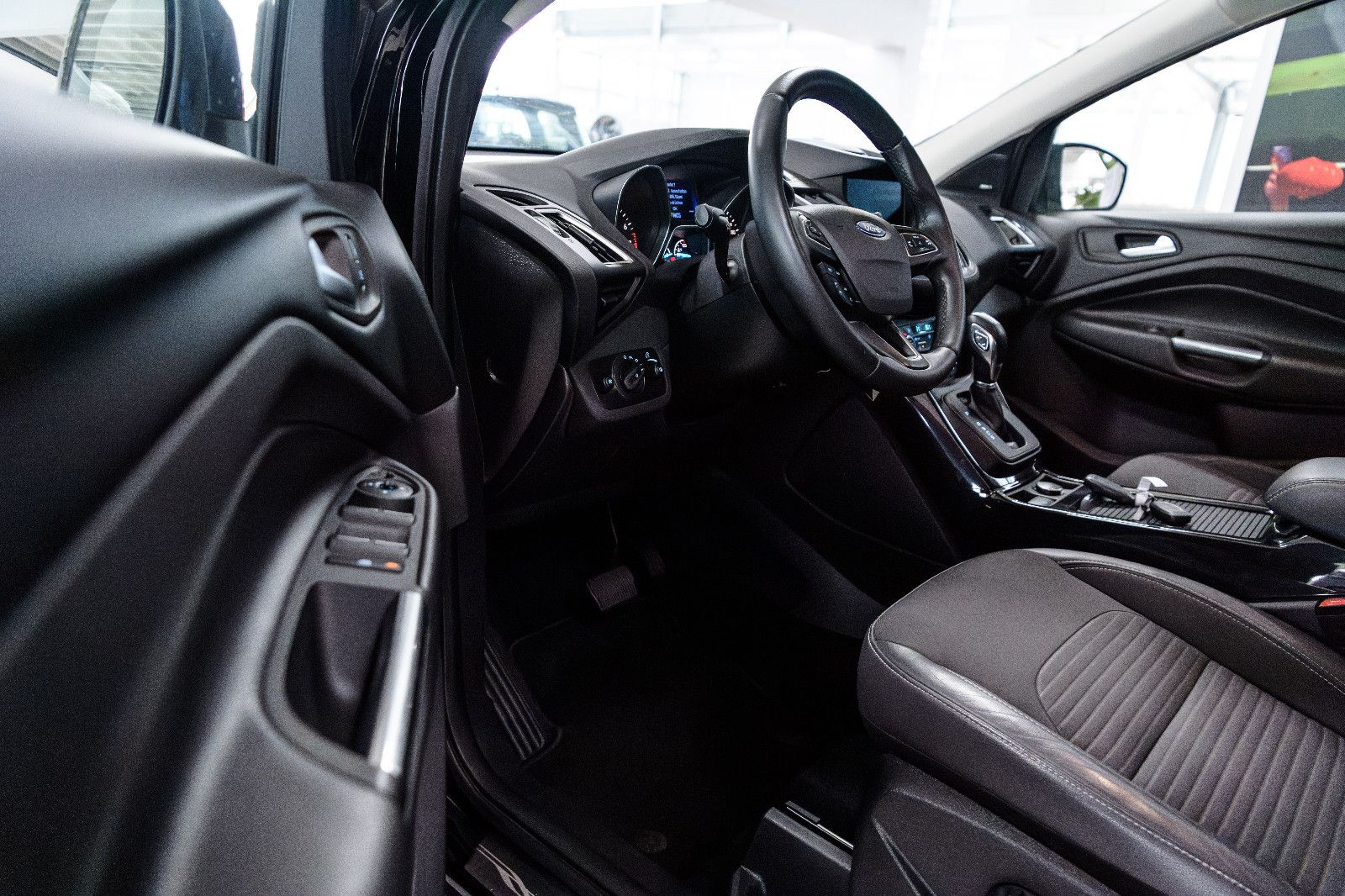 Fahrzeugabbildung Ford Kuga Titanium 260,- ohne Anzahlung