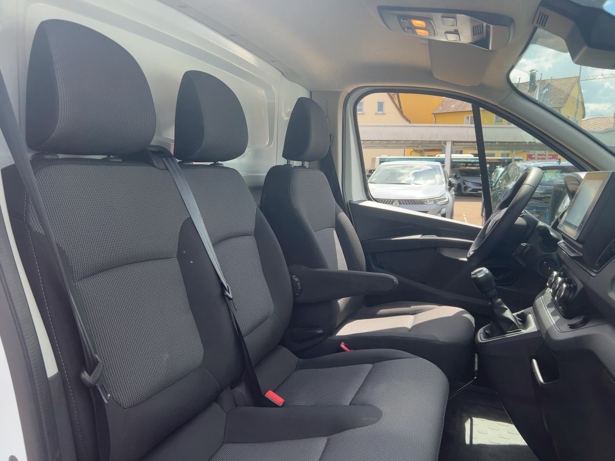 Fahrzeugabbildung Renault Trafic Lkw L1H1 2,8t dCi 130 Kamera GJR EasyLink