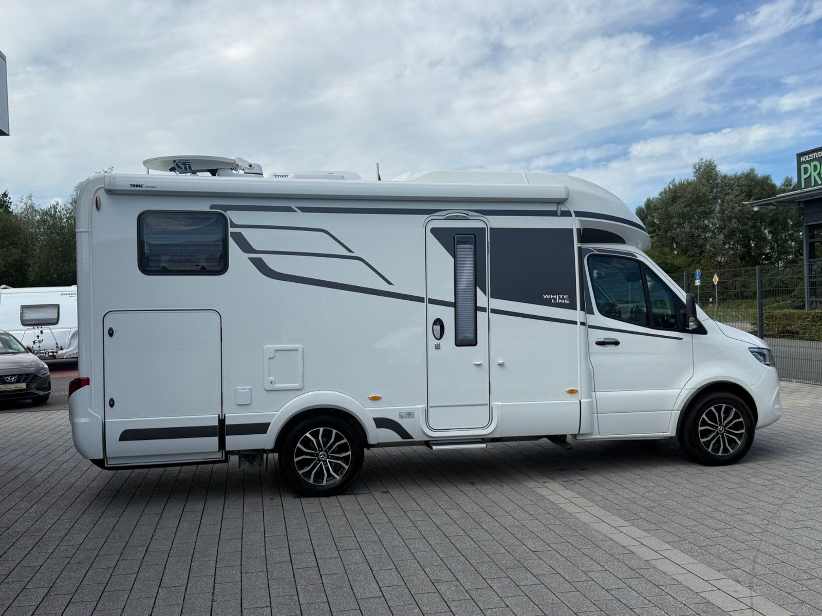 Fahrzeugabbildung HYMER / ERIBA / HYMERCAR BMC 550 T  White  Line