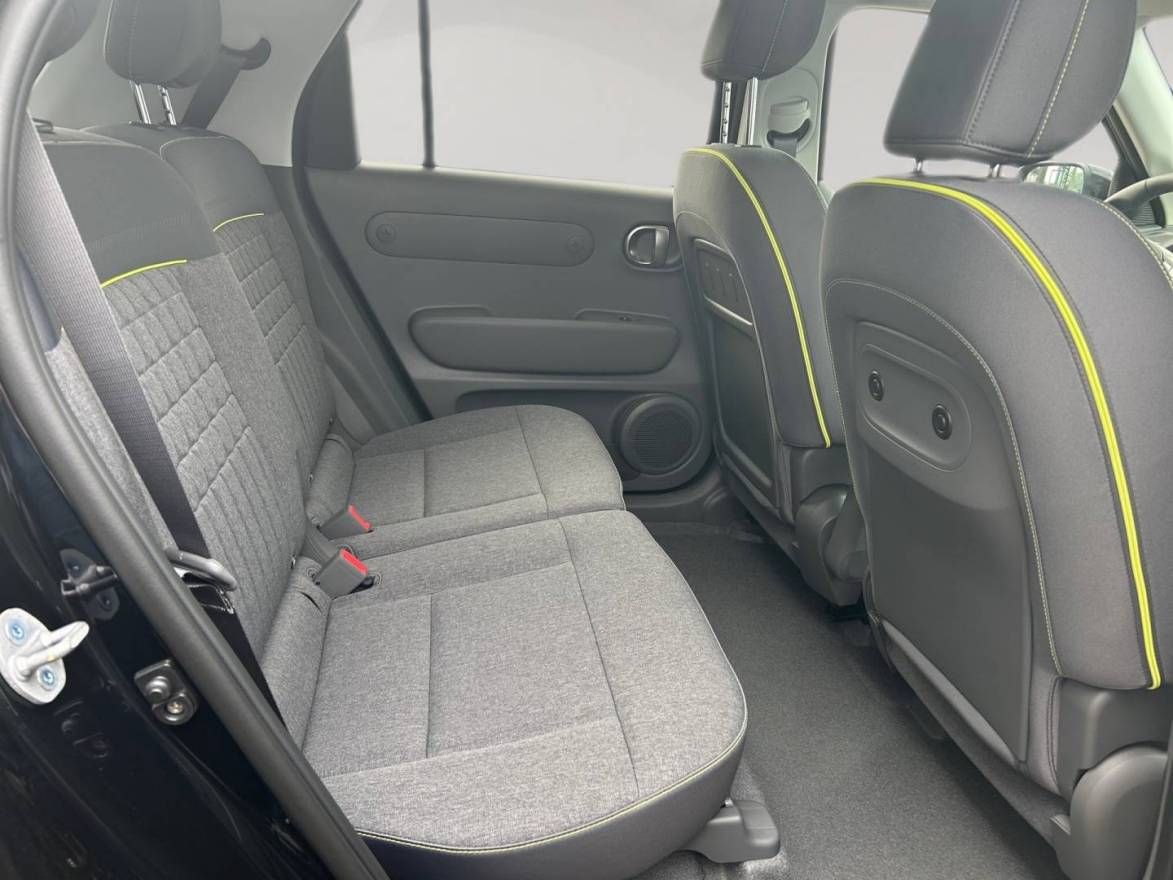 Fahrzeugabbildung Hyundai INSTER Cross (MY26) 49 kWh (115 PS) Elektro Komf