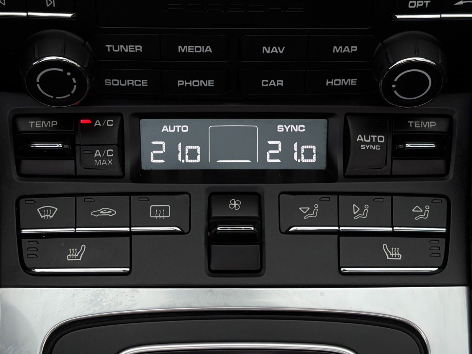 Fahrzeugabbildung Porsche 718 Boxster Sport PASM NAV CarPlay LHZ SHZ 20"