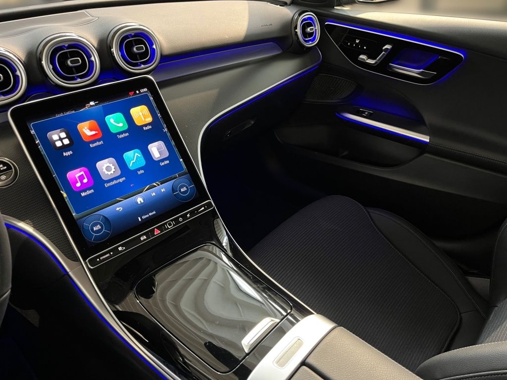 Fahrzeugabbildung Mercedes-Benz C 180 T Avantg. AHK Pano Totwi. Memory LED KAM