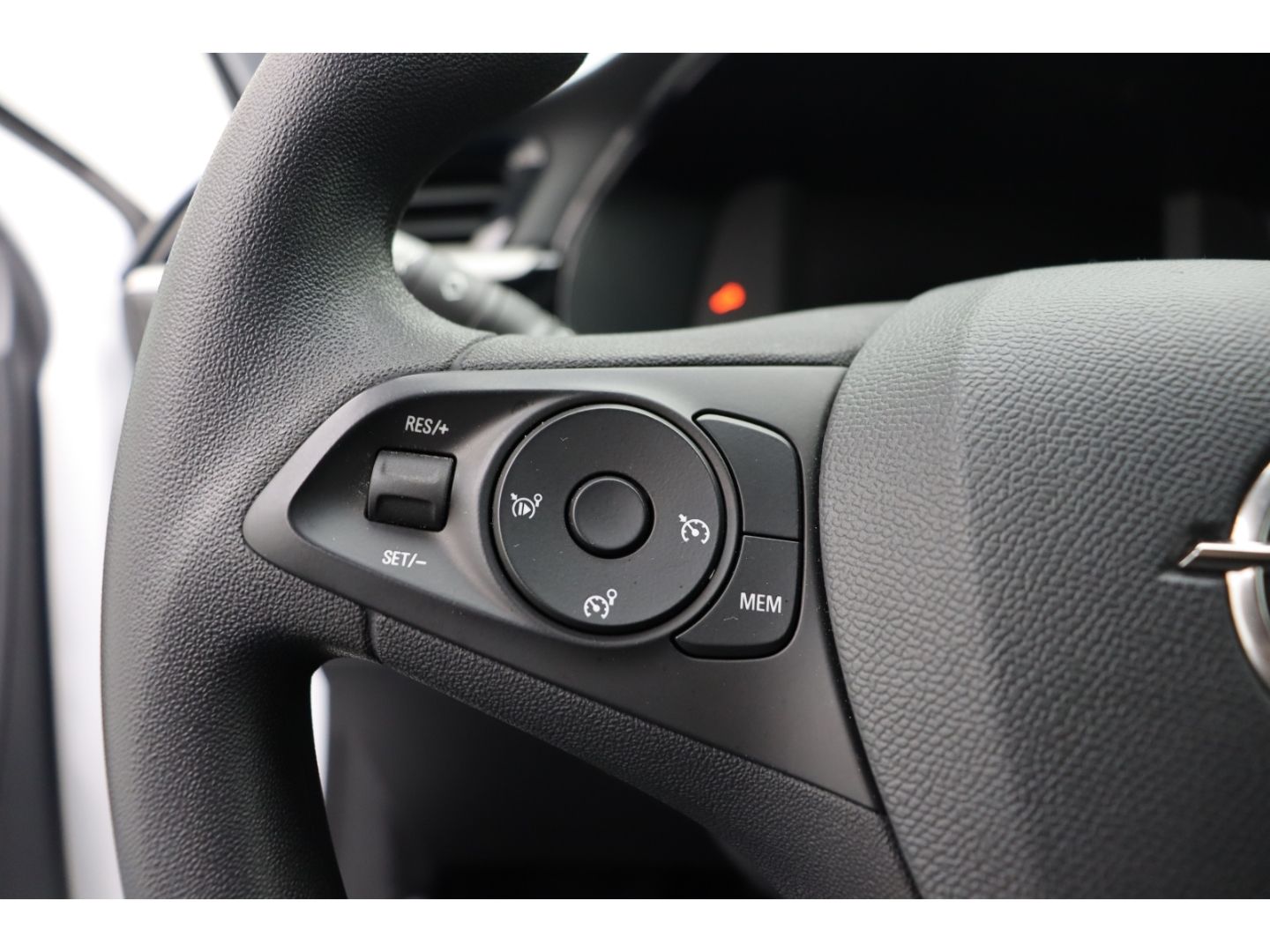 Fahrzeugabbildung Opel Corsa-e Corsa F e Edition AppleCP Digit. Cockpit