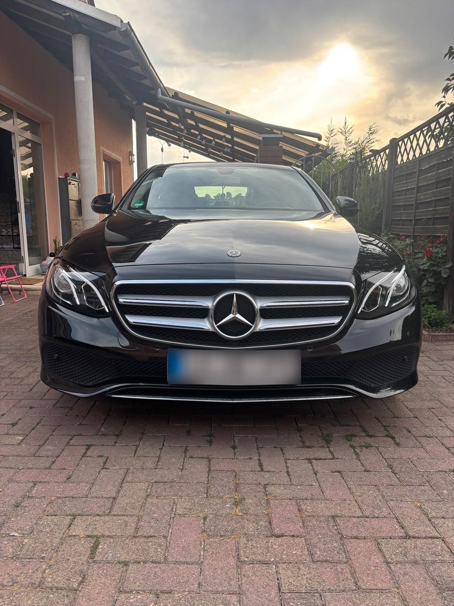 Mercedes-Benz E 250