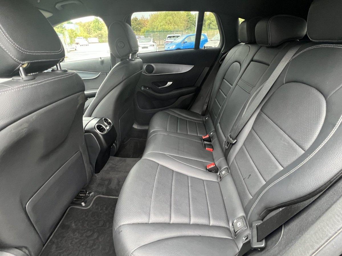 Mercedes-Benz EQC   400 4Matic (293.890)