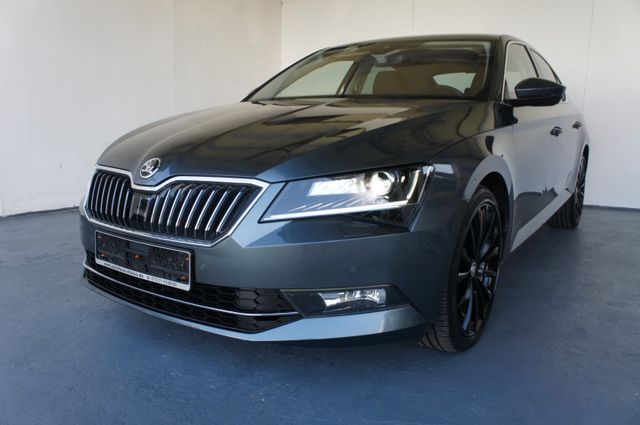 Skoda Superb 2.0 Tdi Lim.Style"NAVIPLUS-XEN.PDC-KAM.e6