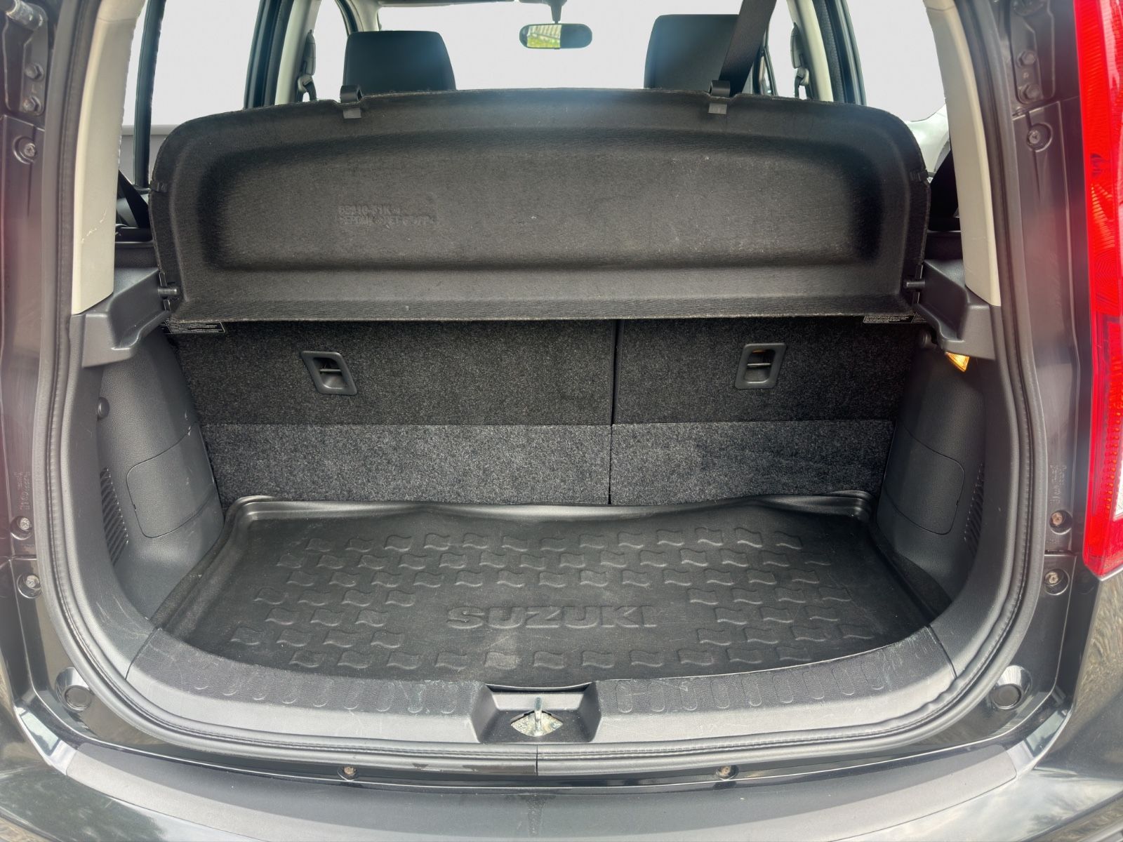 Fahrzeugabbildung Suzuki Splash Comfort/Klimaanlage/Sitzhz./PDC