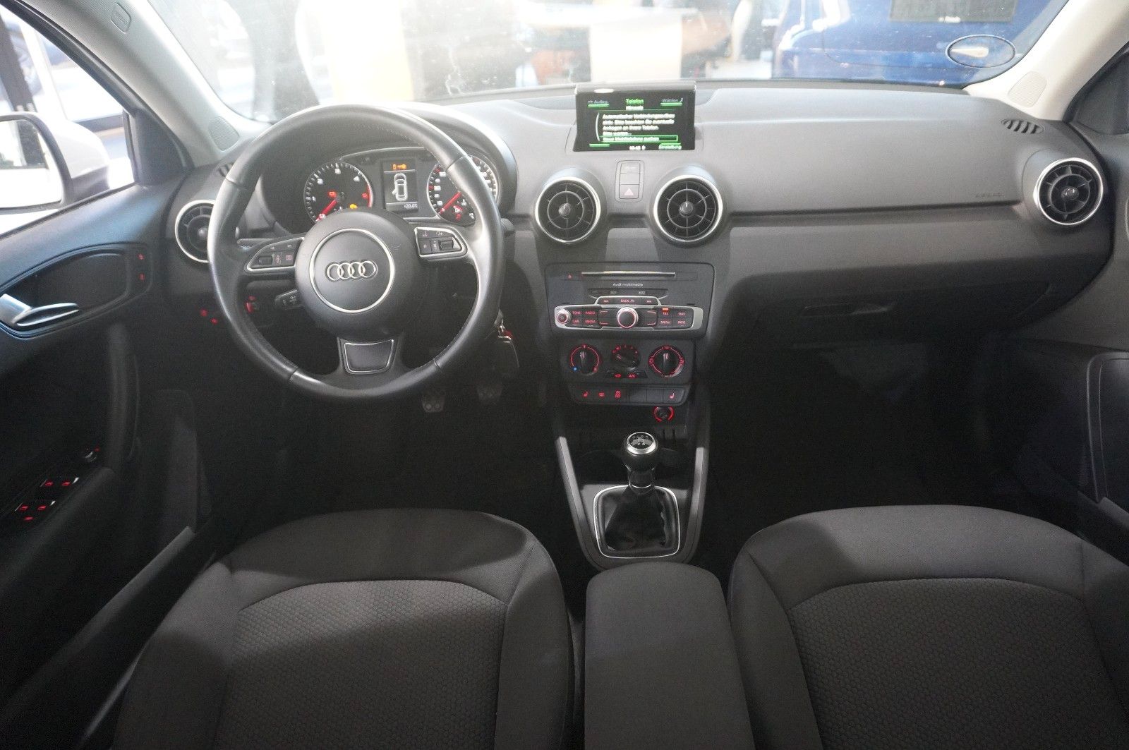 Fahrzeugabbildung Audi A1 Sportback 1.6 TDI NAVI/SHZ/TEMP./KLIMA/MULTI.