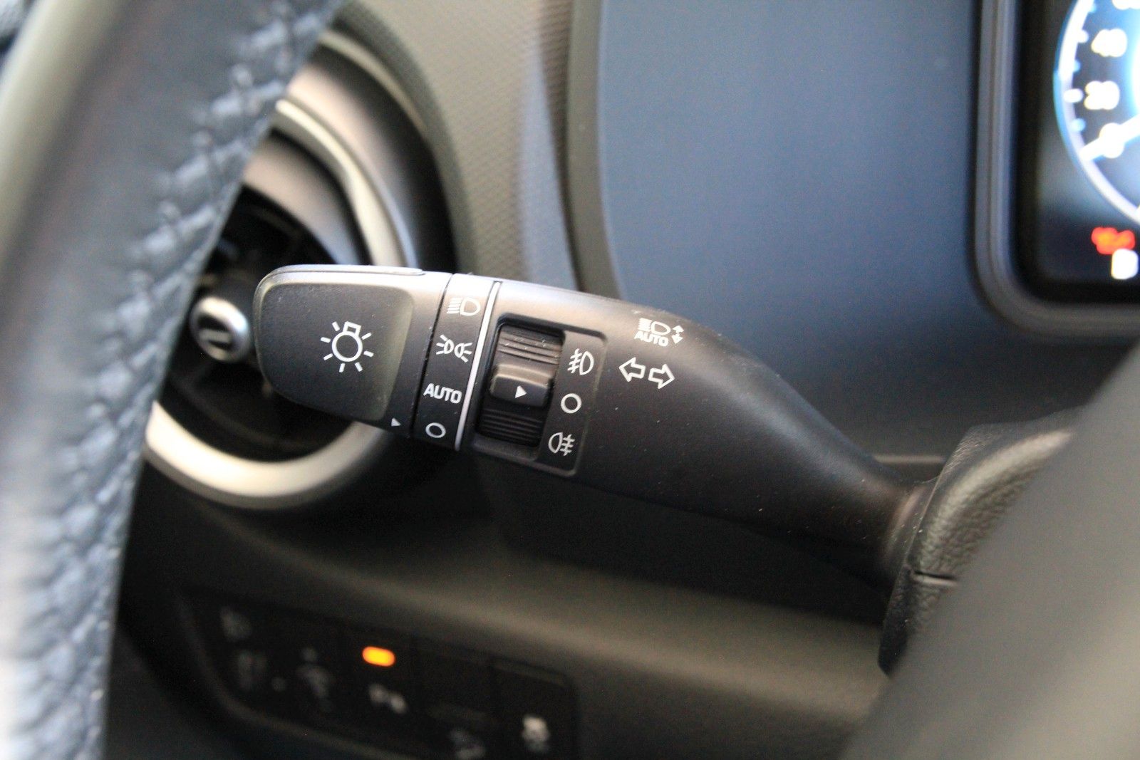 Fahrzeugabbildung Hyundai Kona Pure 2WD