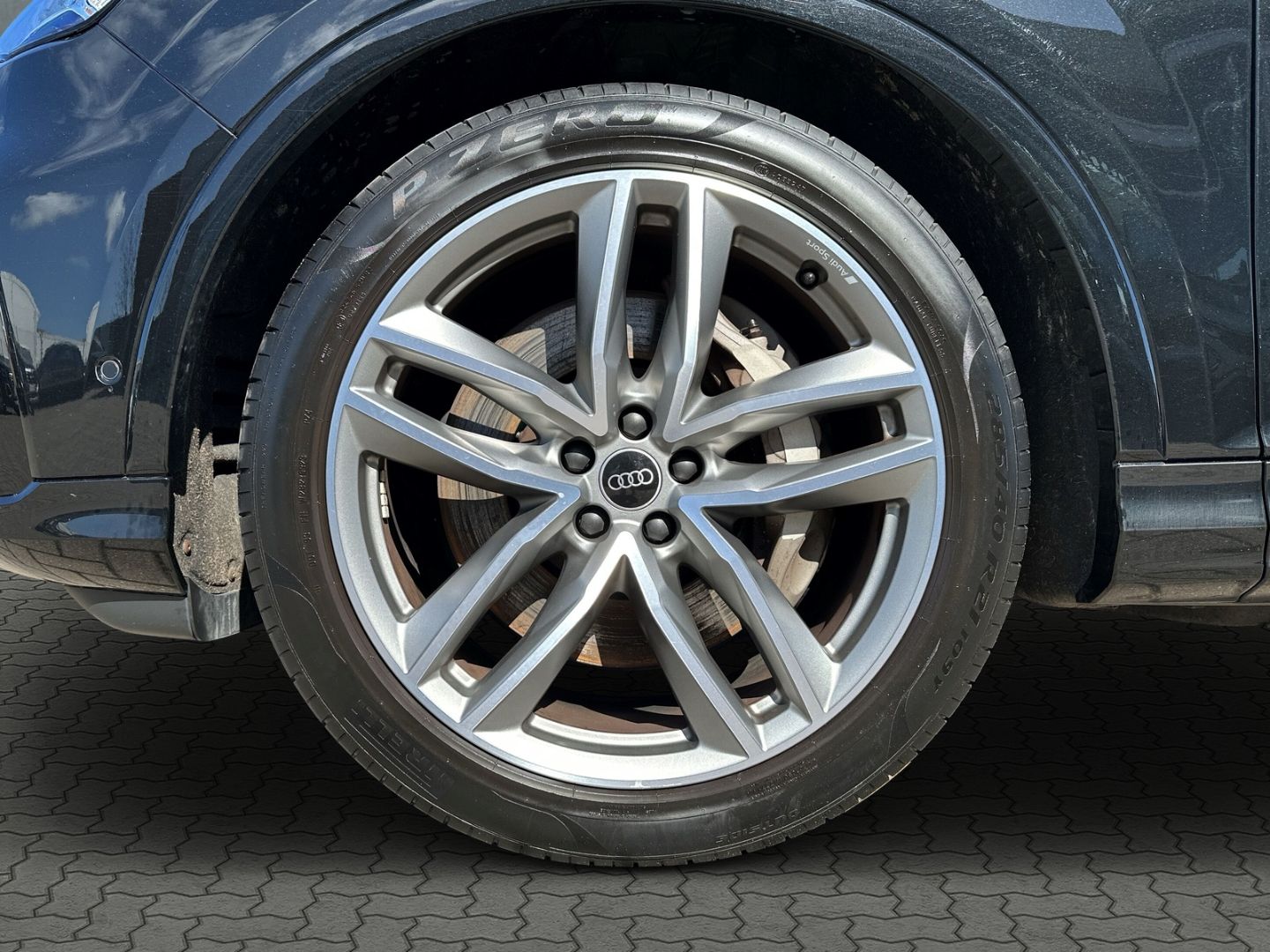Q7 55 TFSI e quattro S line S-line Sportpaket HU