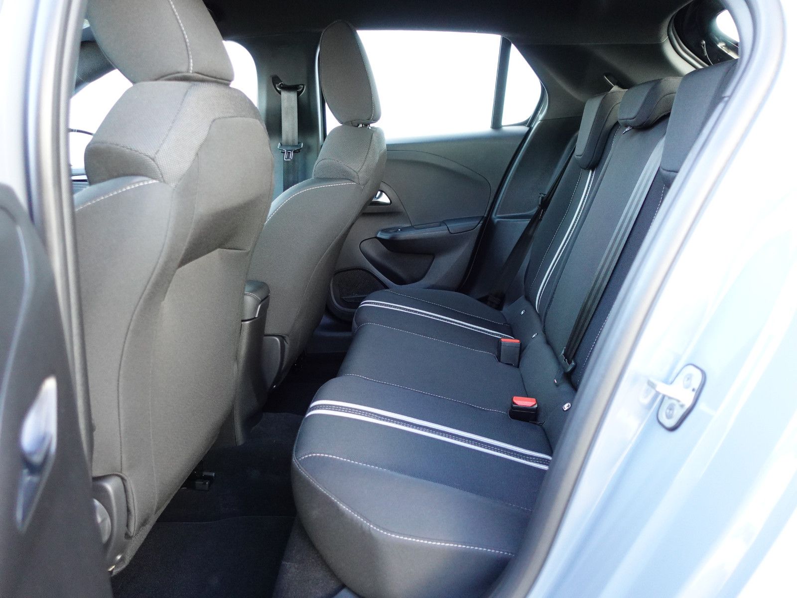 Fahrzeugabbildung Opel Corsa GS 1.2T,Kamera,Sitzhzg,Allwetter,LED,DAB+