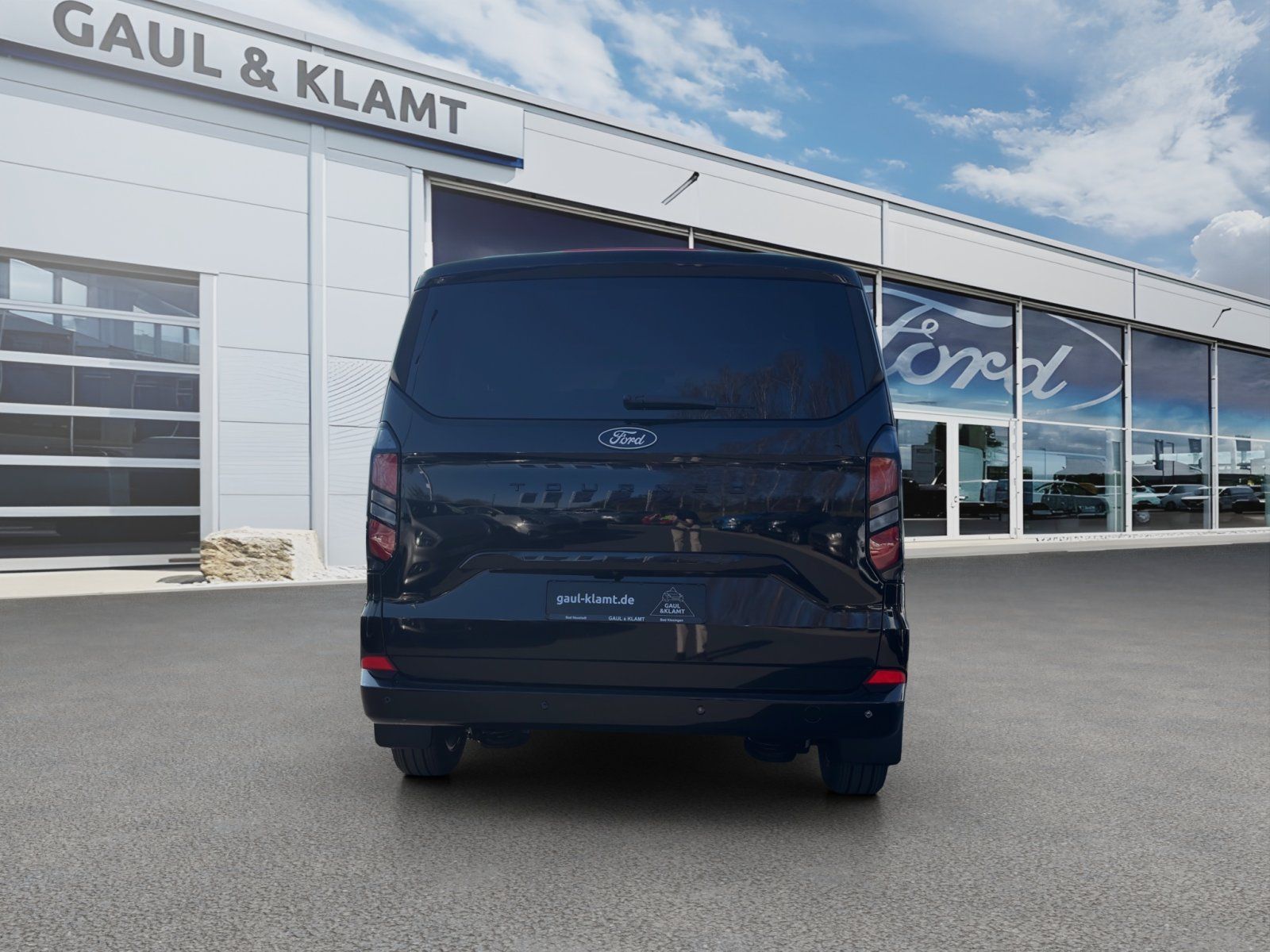 Fahrzeugabbildung Ford Tourneo Custom 2.0 Ecoblue 320 L1 Tourneo Titani