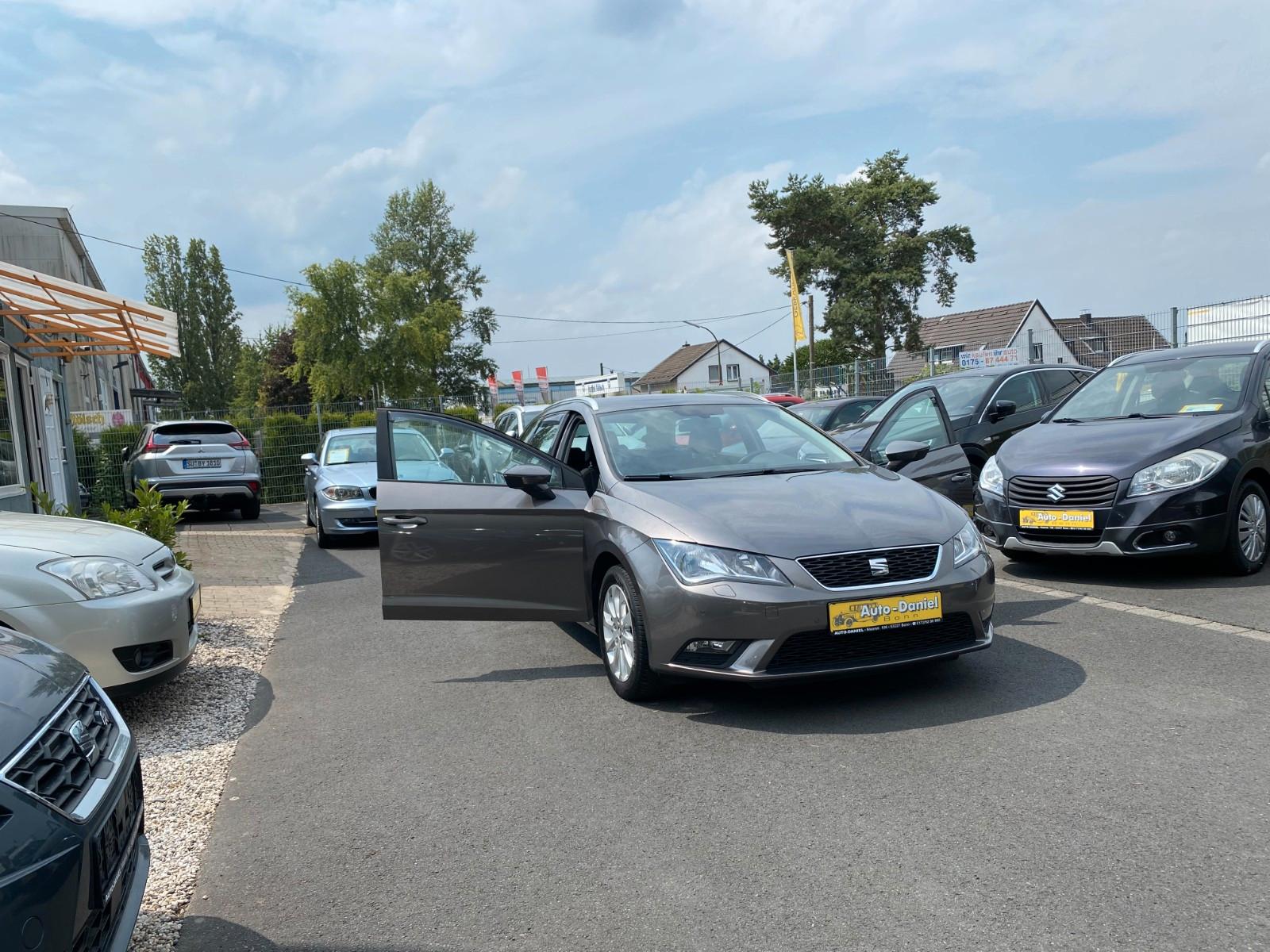 Seat Leon 2014 — interior