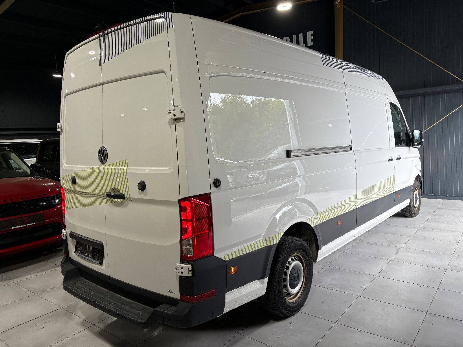 Fahrzeugabbildung Volkswagen CrafterKasten 35 lang Hochdach FWD/AUTOMATIK