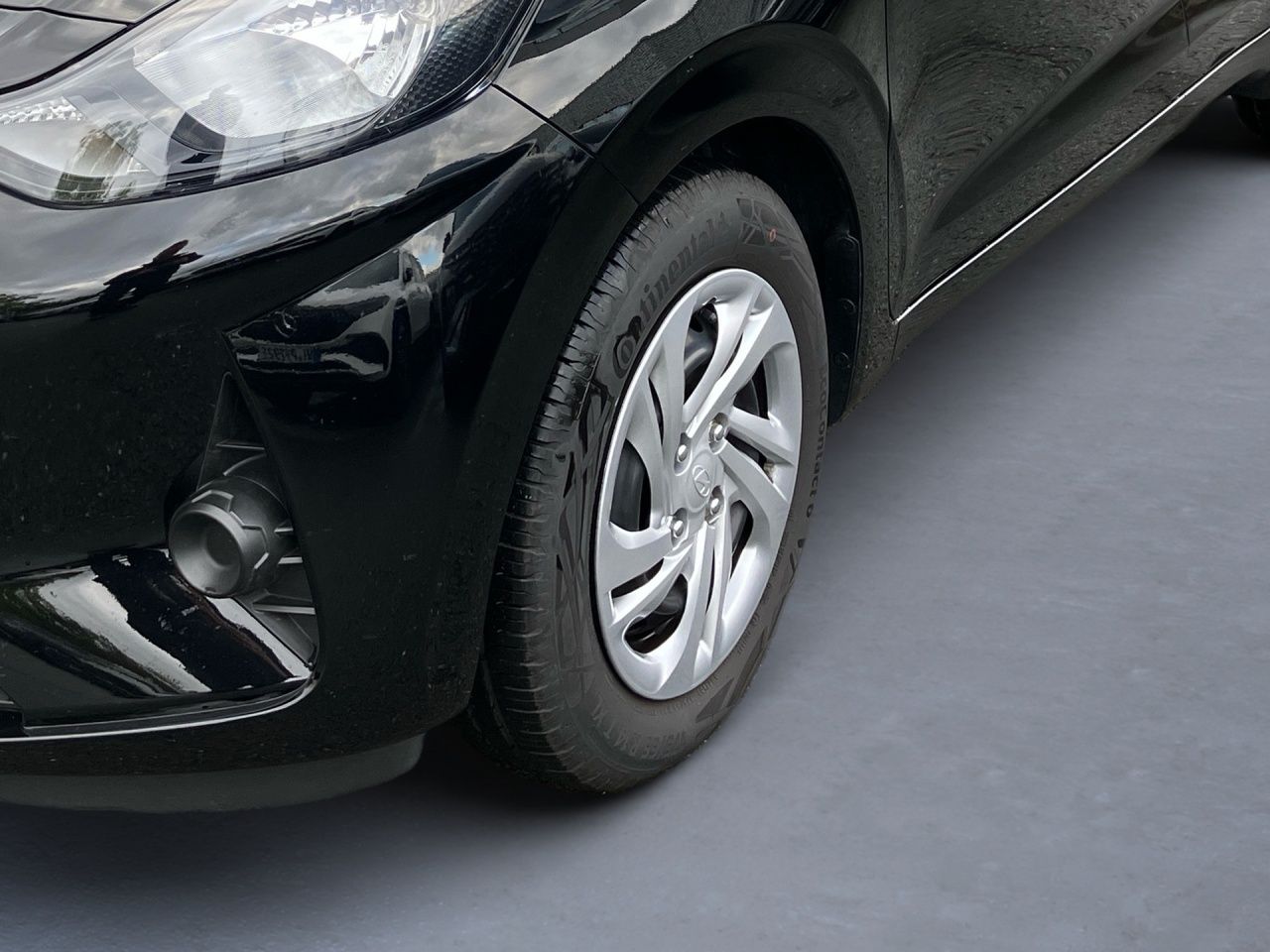 Fahrzeugabbildung Hyundai i10 SELECT Fernlichtass. Kam. Navi PDC SpurH