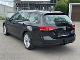 Volkswagen Passat Variant Comfortline BMT/Start-Stopp AHK - VW Passat Variant Gebrauchtwagen in Stuttgart