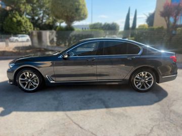 BMW 730 - 6