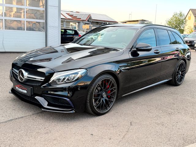 MERCEDES-BENZ C 63 S AMG T HeadUp_Pano_Kamera_LED_Distronic