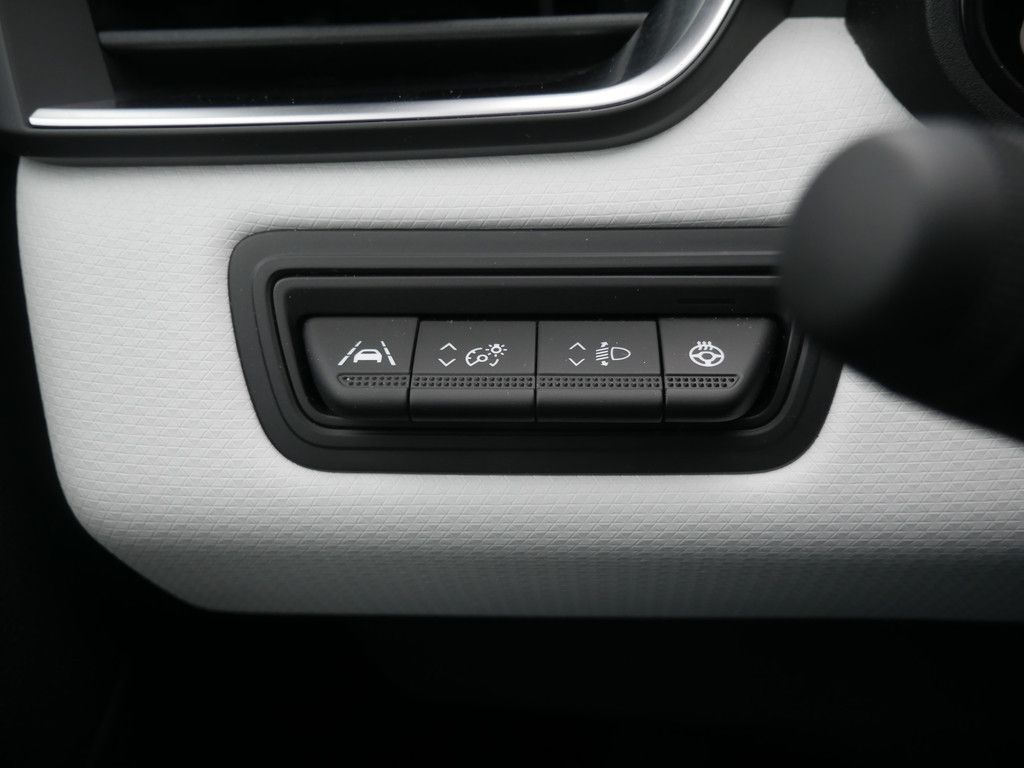 Fahrzeugabbildung Renault Clio Techno TCe 140 PDC SHZ KAMERA NAVI LED