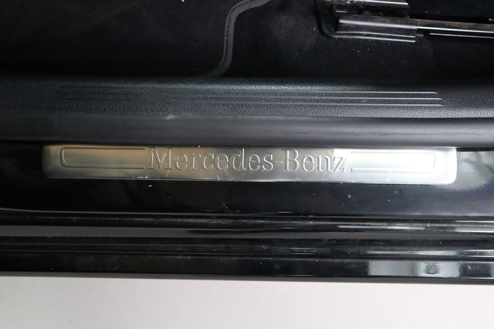 Fahrzeugabbildung Mercedes-Benz C 300 T d Avantgarde * Navi * LED * Sitzhzg.