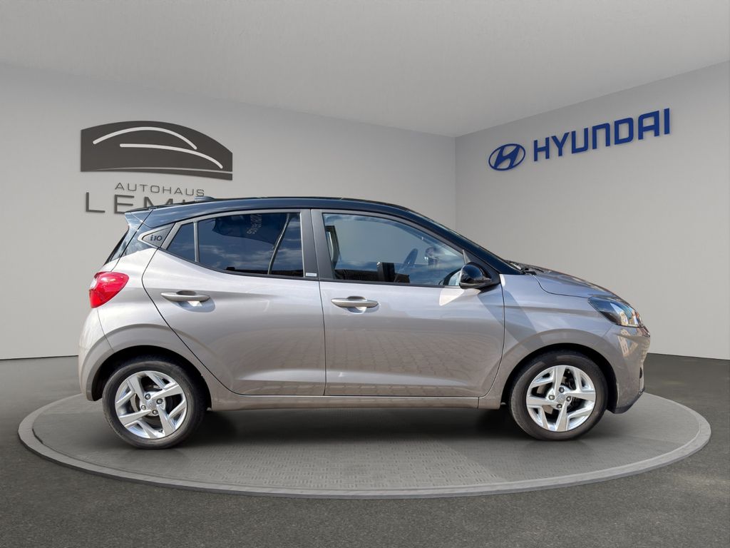 Hyundai i10 1.2 INTRO -NAVI-PDC-KAMERA-SITZHZG.+WR