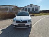 Skoda Superb 3.6 V6 DSG 4x4 L&K Combi L&K - Skoda Superb: Kombi, 3.6