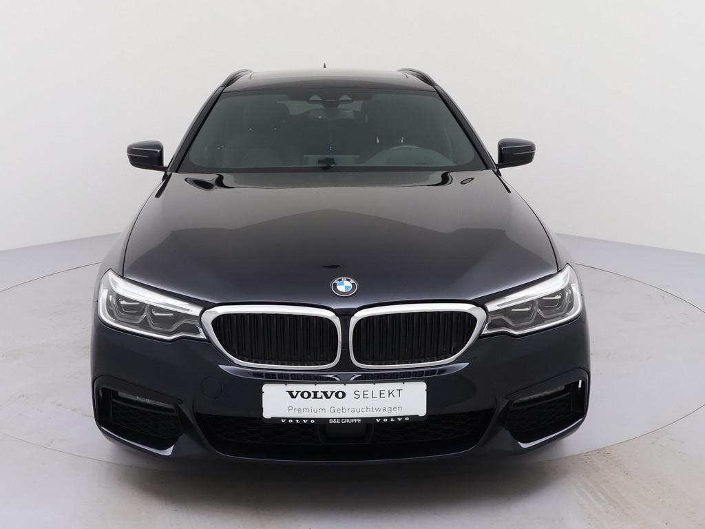 BMW 530d M Sport H/K NAVI W-LAN AHK ACC HUD LED PANO