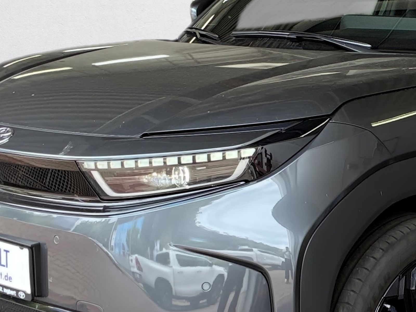 Fahrzeugabbildung Toyota Urban Cruiser Lounge 360,Kamera,LED,Matrix, Pano