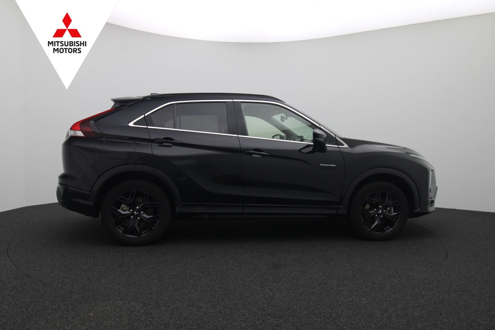 Fahrzeugabbildung Mitsubishi Eclipse Cross 2.4 Plus Select Black Hybrid 4WD