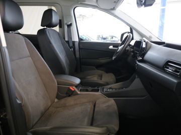 Volkswagen Caddy Maxi eHYBRID DSG LED ACC AHK KAMERA 7SITZ
