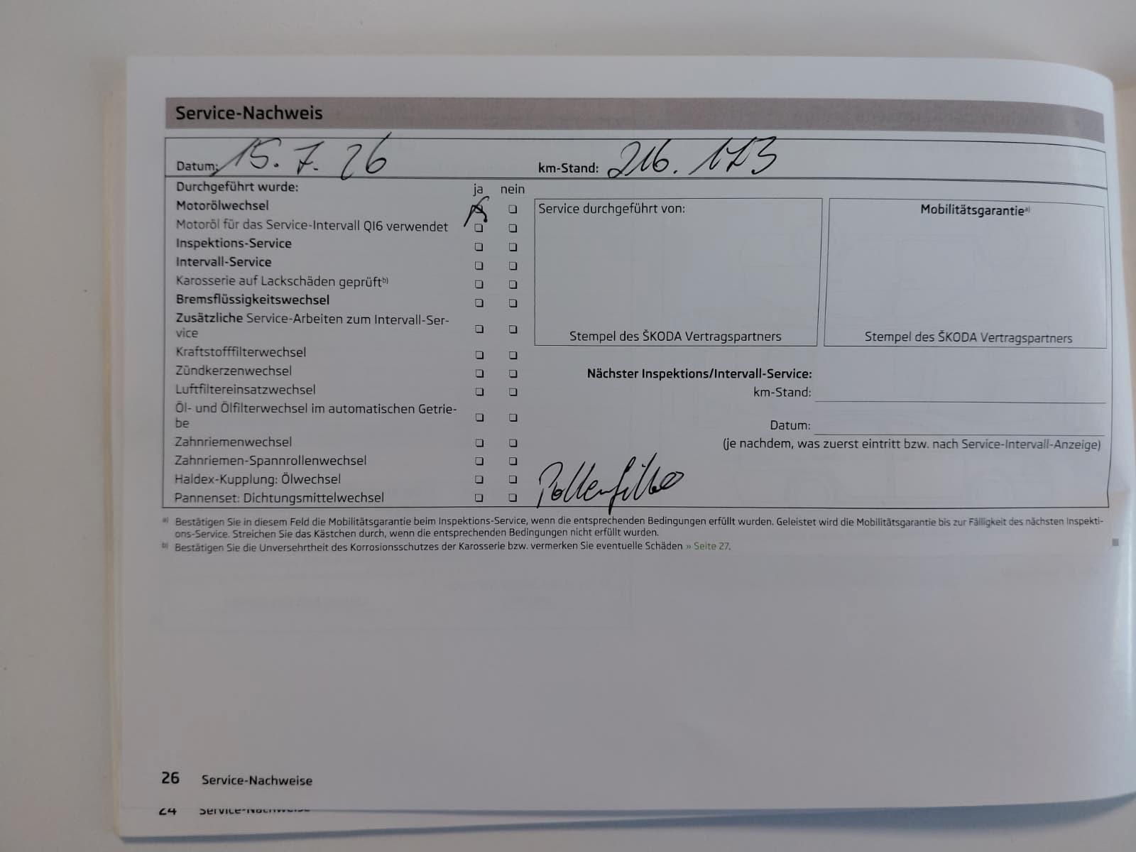 Skoda Superb 2013 — photo 36
